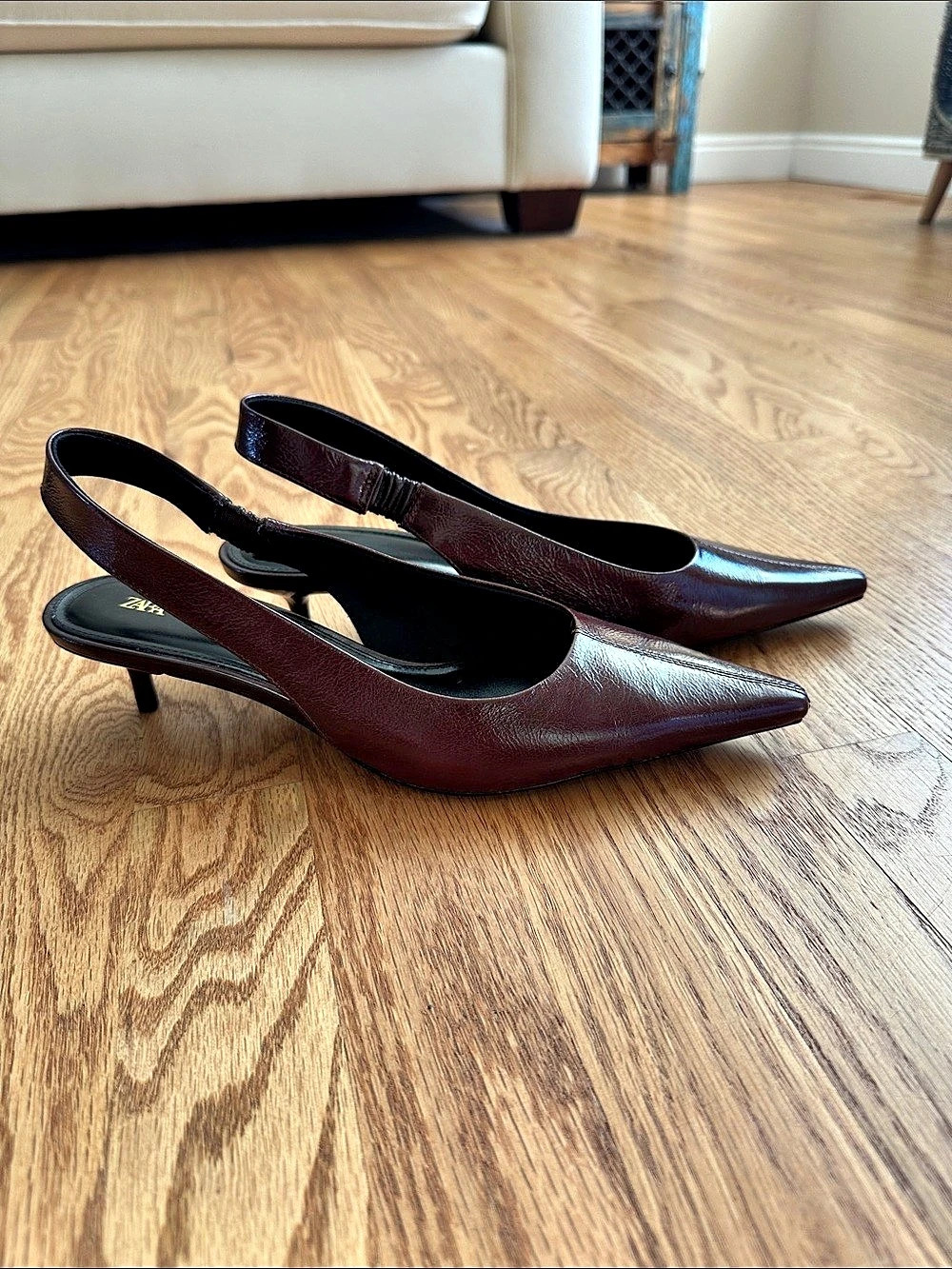 Zara Pointed Toe Slingback Heels in Burgundy Like New